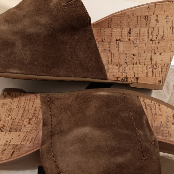 Nine West Wedge Mules - Picture 3 of 5